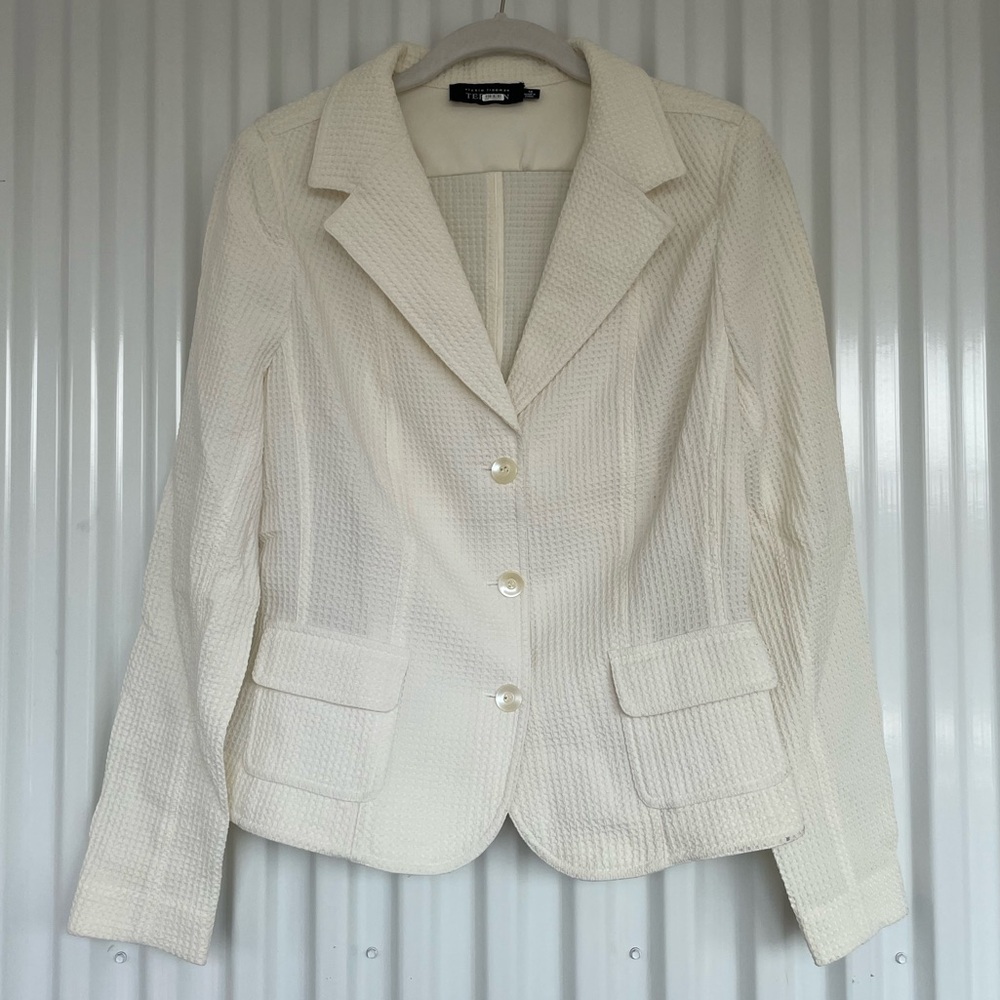 Rickie Freeman for Teri Jon Textured Cream Blazer